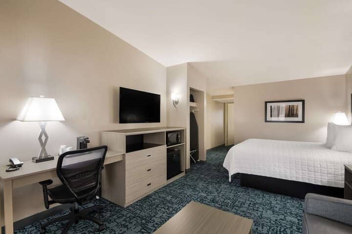 Room 14 of 54